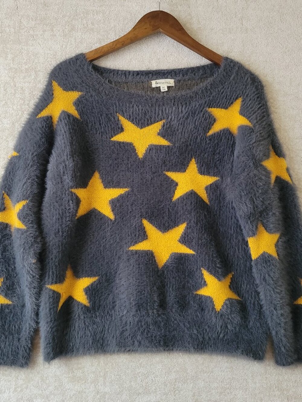 &merci Star Knit Fuzzy Shag Sweater Medium Gray Yellow Statement Cozy Winter